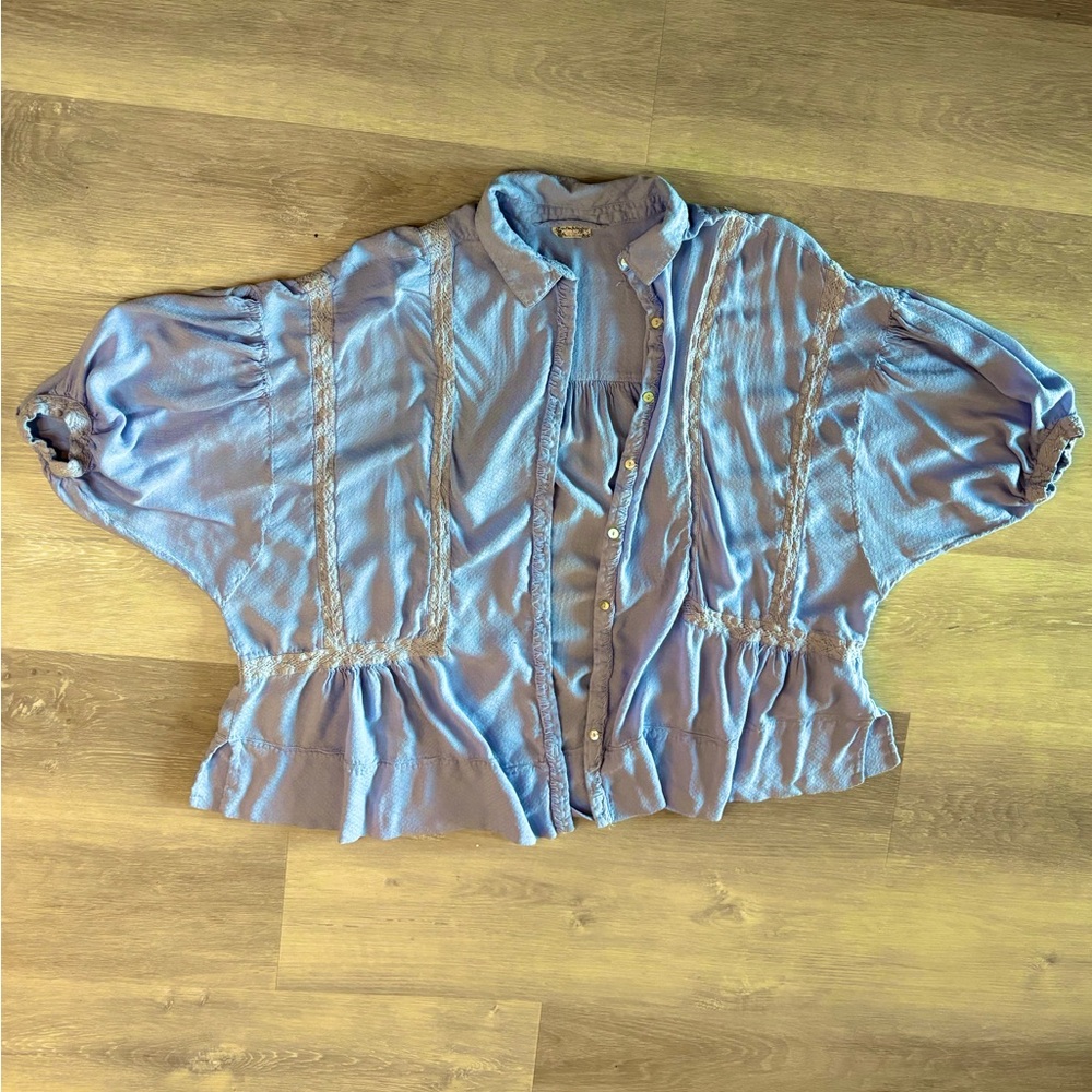 Free People Button Up Shirt Blouse Blue Flowy Oversized XS - Picture 7 of 9